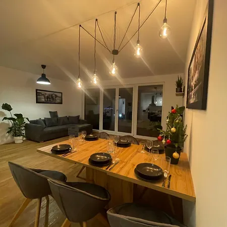 Apartment Grosszuegiges Designer