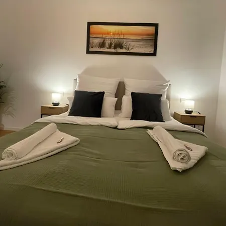 Grosszuegiges Designer 舍讷费尔德