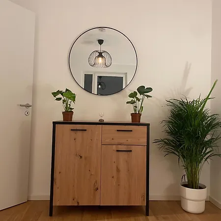 Grosszuegiges Designer * Schoenefeld