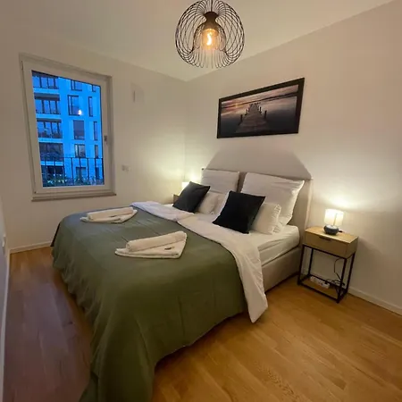 Grosszuegiges Designer Lejlighed Schönefeld