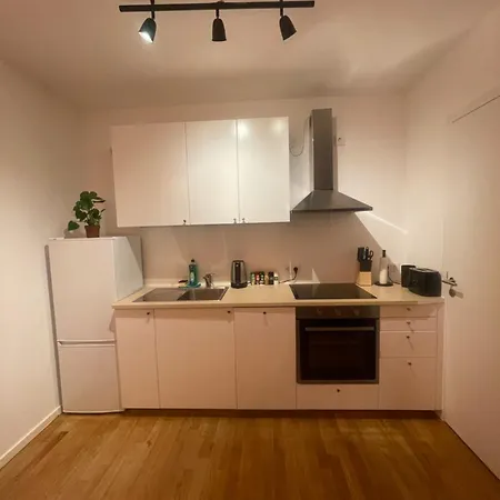 Grosszuegiges Designer Schönefeld